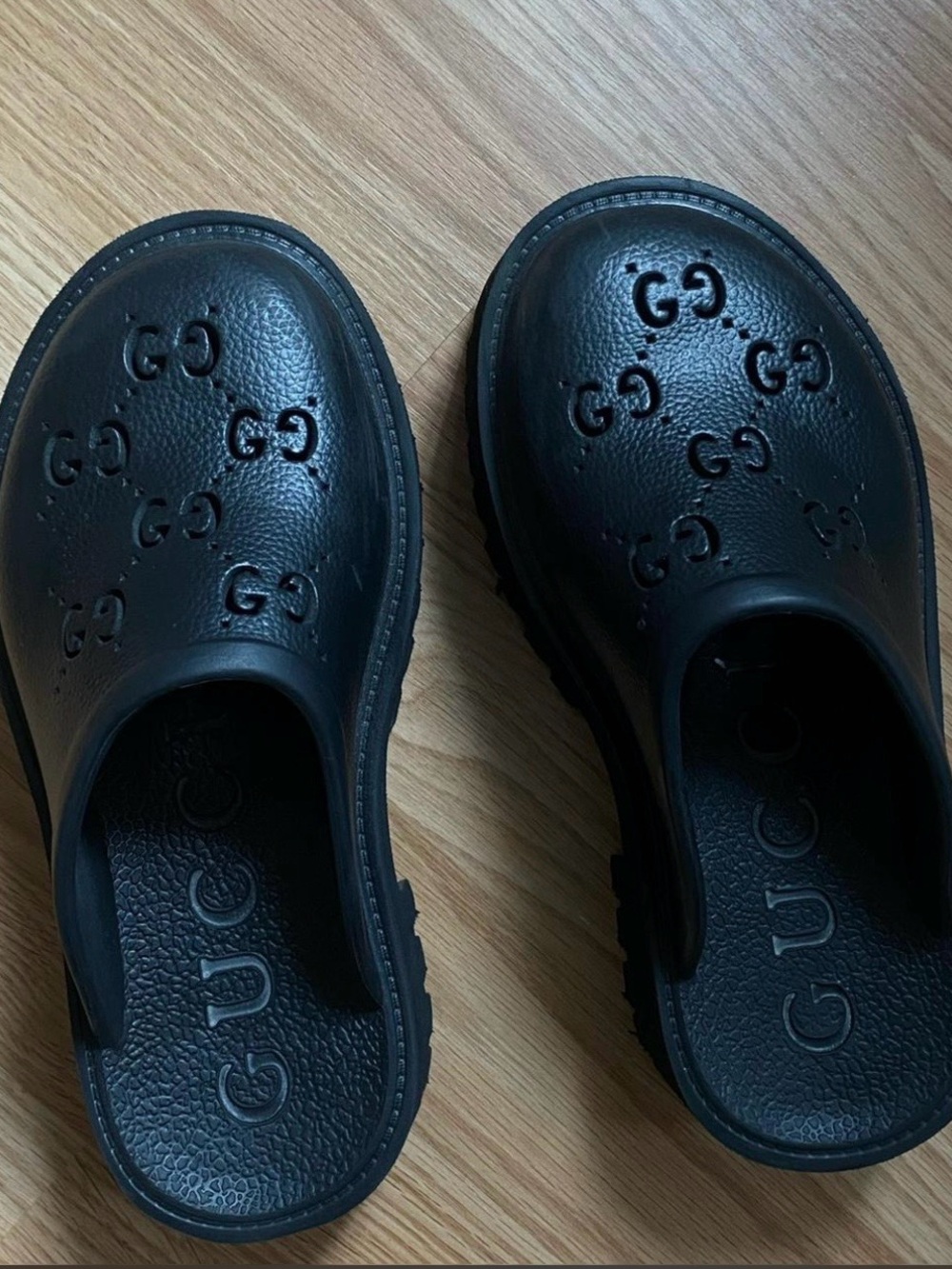 GUCCI Black Rubber Perforated Platform G Slide Sandals